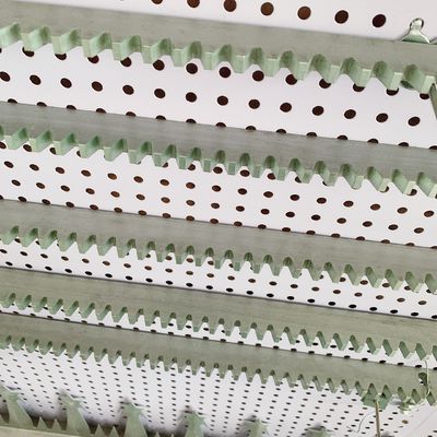 ナイロン ポリアミドの電気ゲート ギヤ棚M4の自動歯付き黒いプラスチック