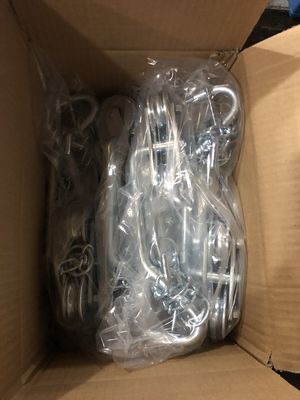 産業バナナの索道のローラーは白い表面に電流を通した